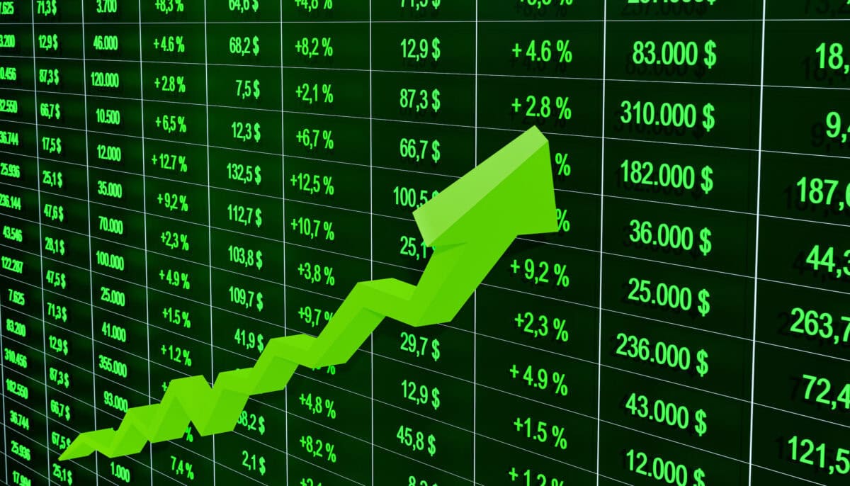 2 Canadian Stocks Primed to Surge in 2026